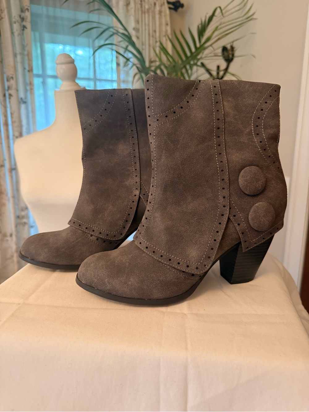 Not Rated - Women’s Gray Suede Ankle Boots with Decorative Buttons